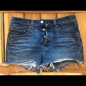Levi denim cut off shorts - size 26